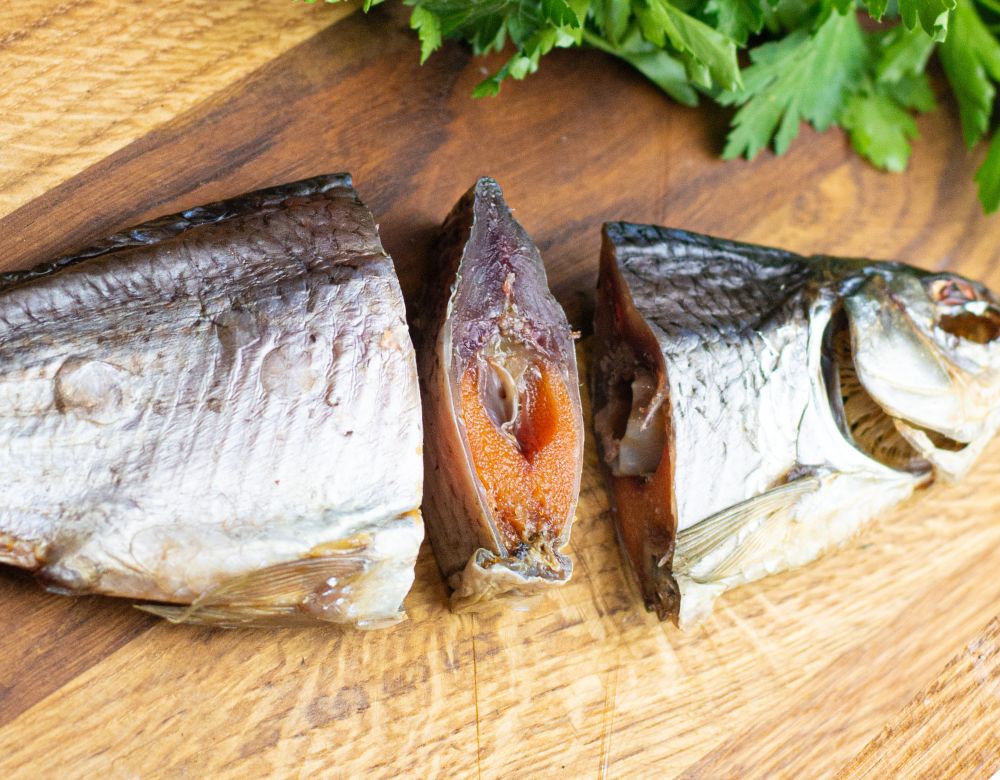 Сушеная рыба к пиву: что следует знать и как выбрать